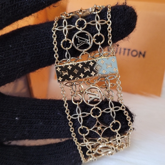 Filigram Gold Tone Bracelet Size Small - Picture 6 of 7